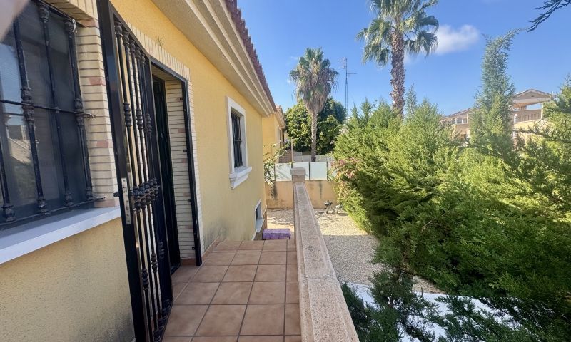Sale - Villa - Villamartin