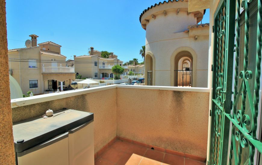 Sale - Villa - Villamartin