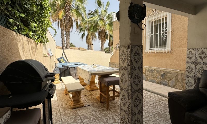 Sale - Villa - Torrevieja