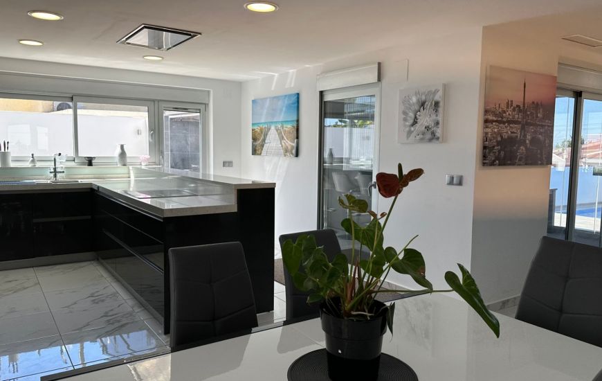 Sale - Villa - Ciudad Quesada