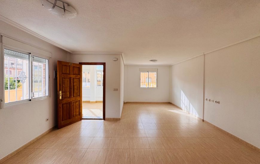 Sale - Half Vrijstaand Huis - Ciudad Quesada