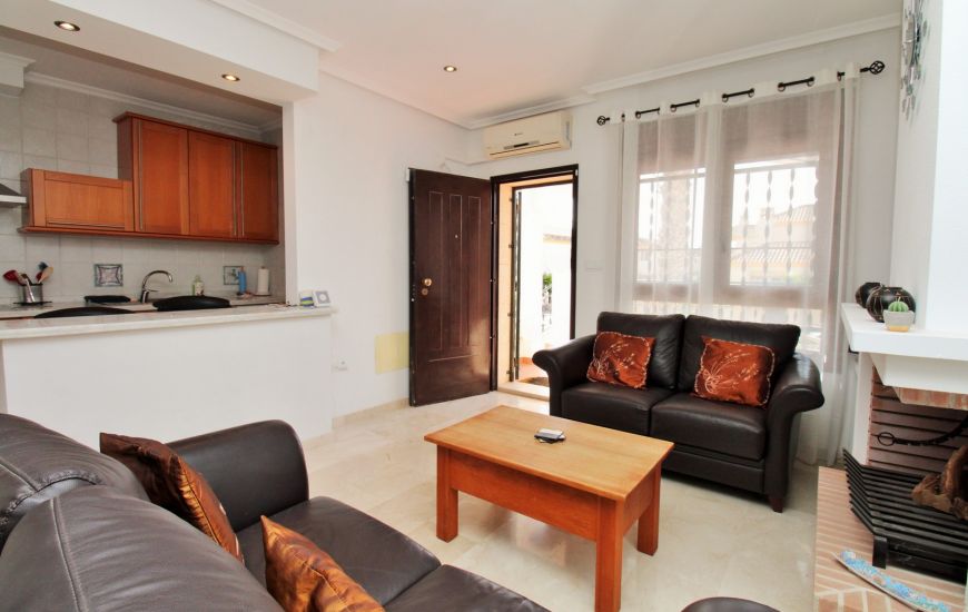 Sale - Rijtjeshuis - Villamartin