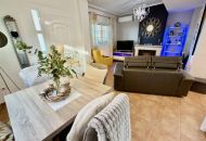 Sale - Villa - El Raso