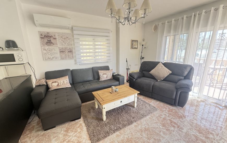 Sale - Villa - Villamartin