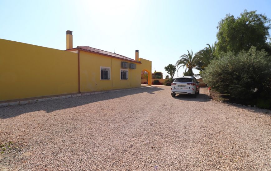 Sale - Finca - Albatera