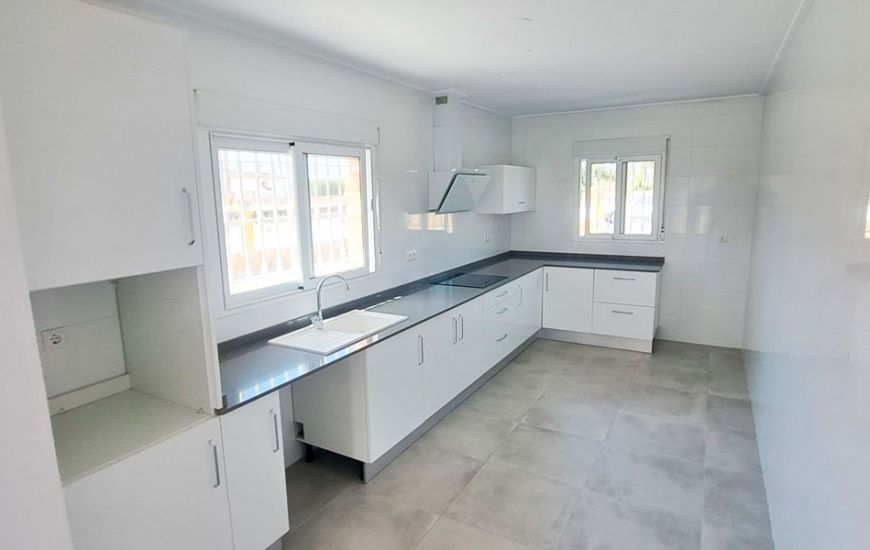 Sale - Finca - Catral