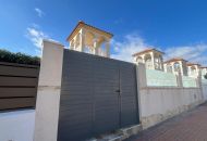 Venta - Villa - Algorfa