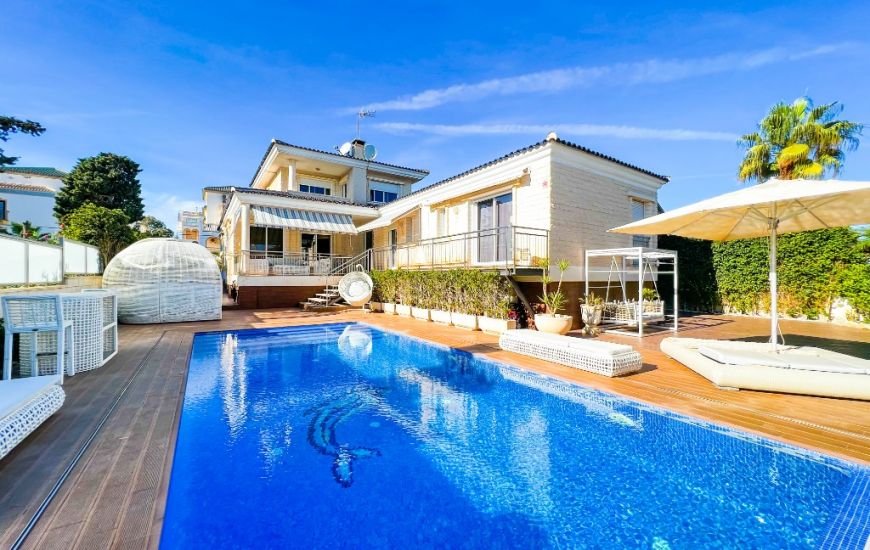 Venta - Villa - La Mata