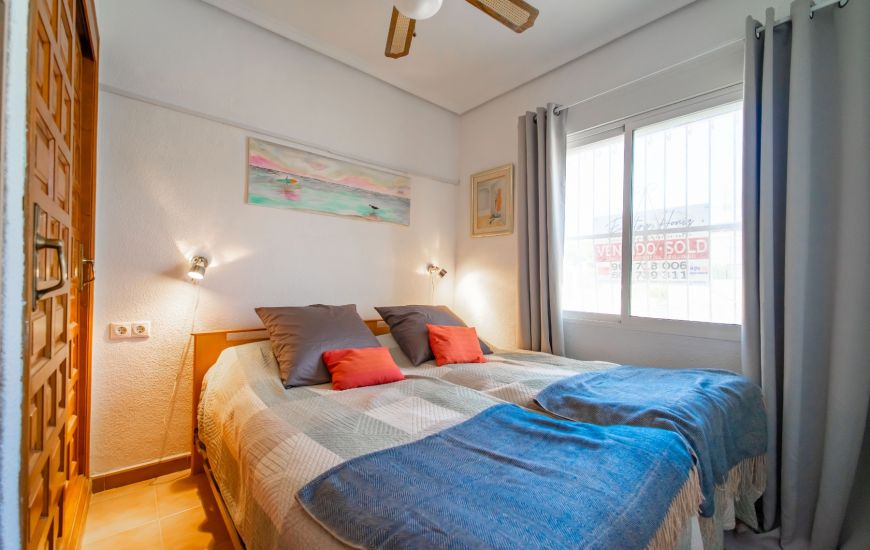 Sale - Bungalow - Ciudad Quesada