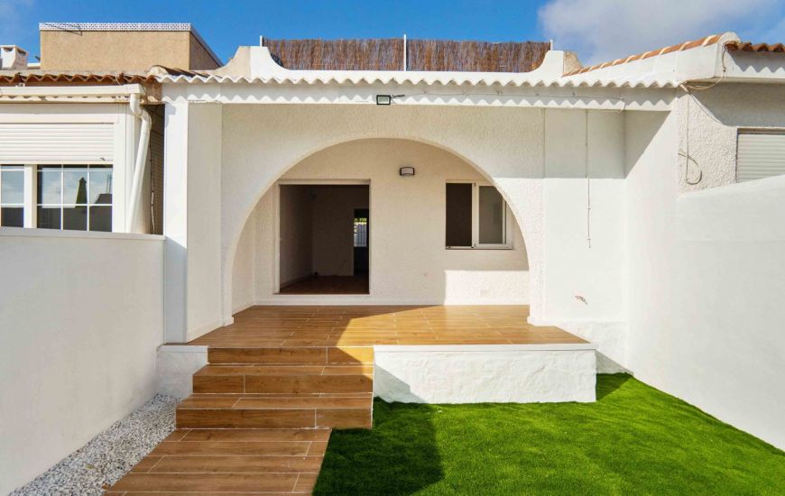 Sale - Bungalow - Orihuela Costa