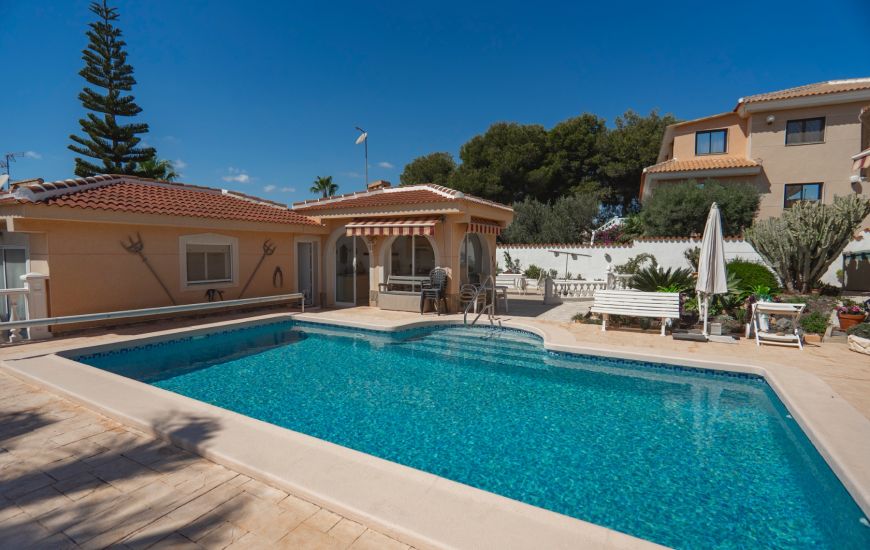 Sale - Villa - Ciudad Quesada