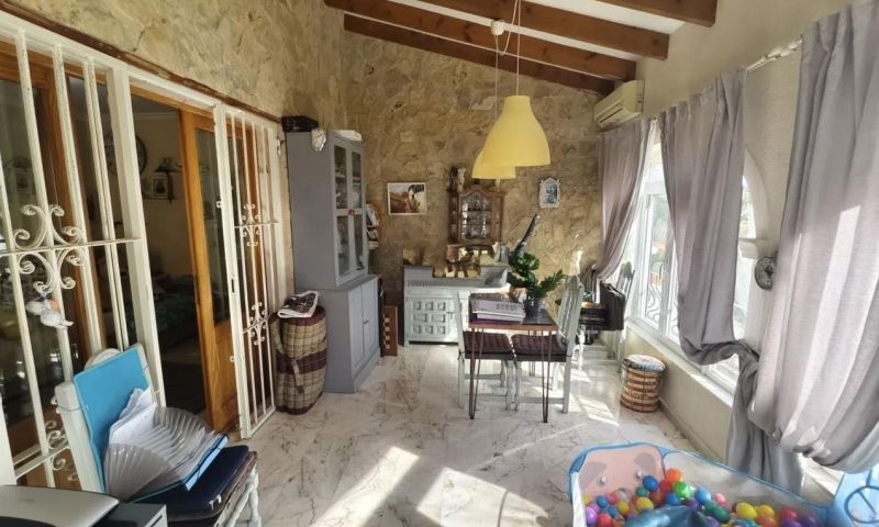 Sale - Apartments - 