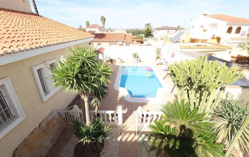 Venta - Villa - Torrevieja