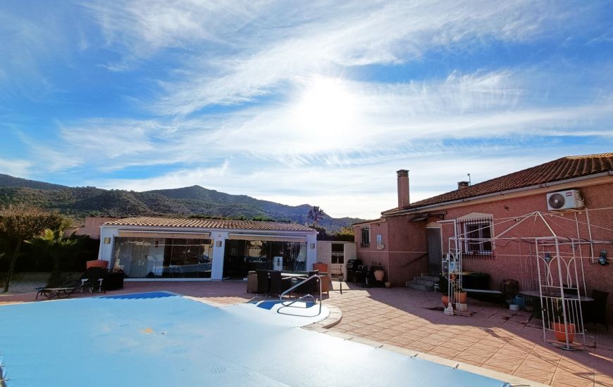 Sale - Country Property - Hondon de los Frailes