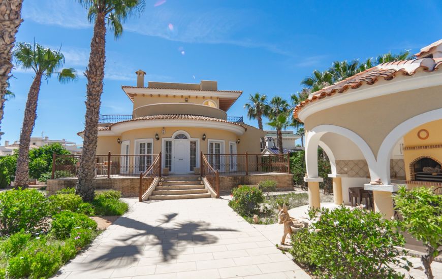 Sale - Villa - Ciudad Quesada