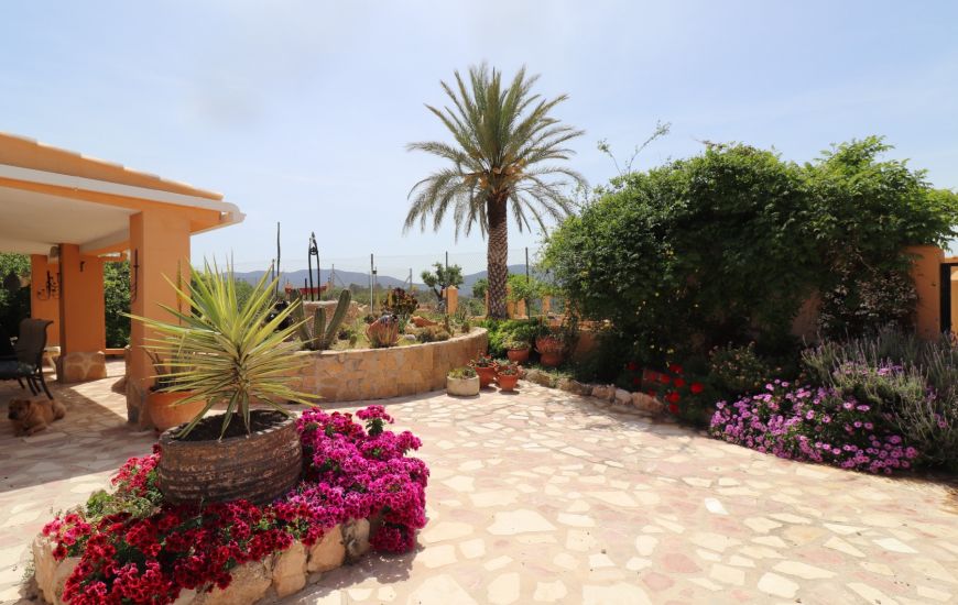 Sale - Country Property - Hondón de las Nieves