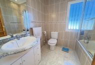 Sale - Villa - Villamartin