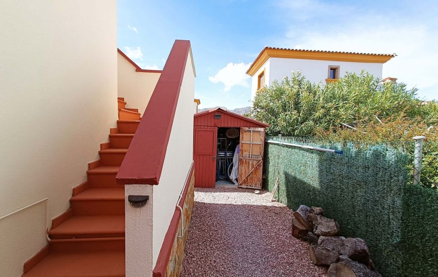 Sale - Villa - Hondón de las Nieves