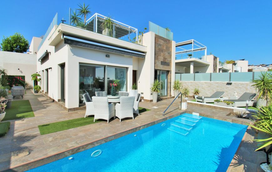 Sale - Villa - Villamartin