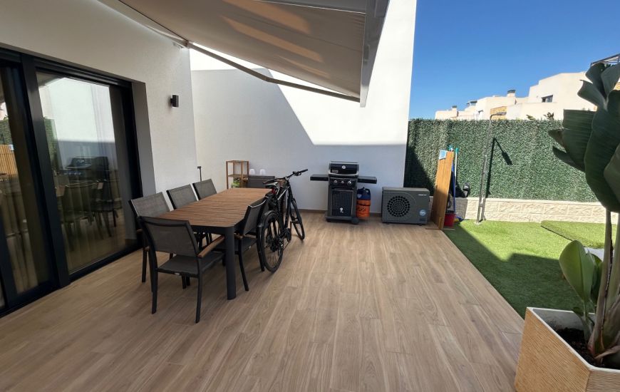 Sale - Villa - Ciudad Quesada