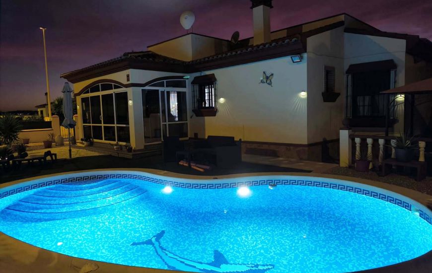 Sale - Villa - Hondón de las Nieves
