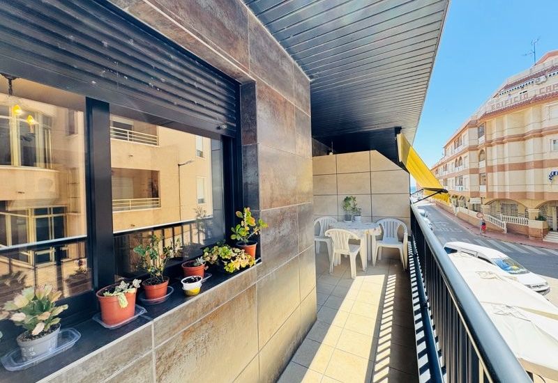 Sale - Apartments - 
