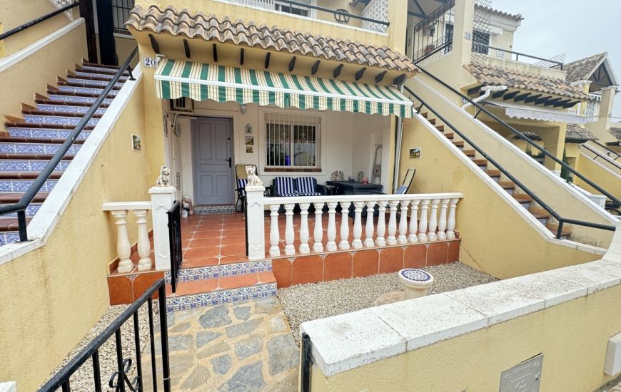 Sale - Apartments - Villamartin