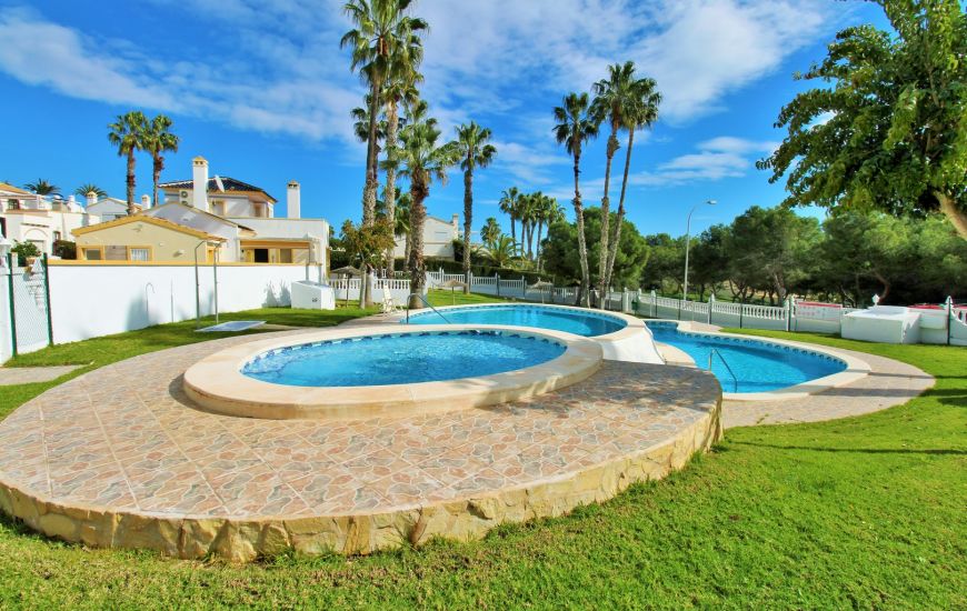 Sale - Townhouse - Villamartin