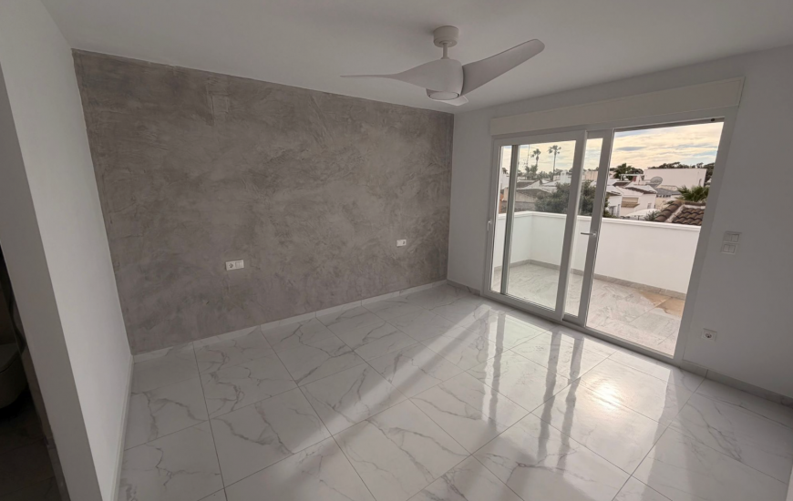 Sale - Villa - Torrevieja