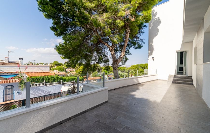 Sale - Villa - Los Balcones