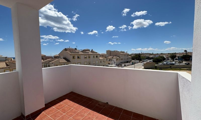 Sale - Apartments - Los Altos