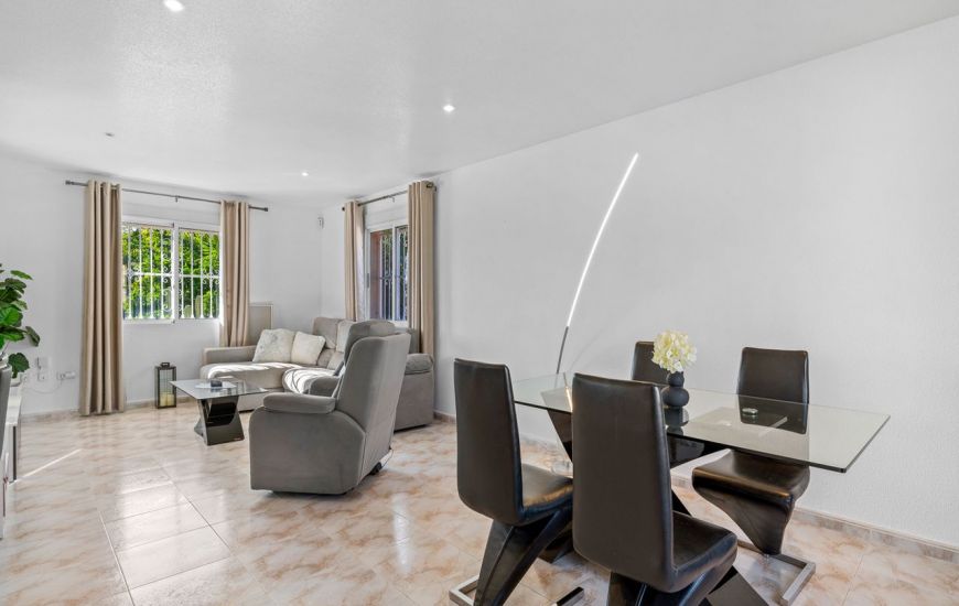 Sale - Villa - Benijófar - 