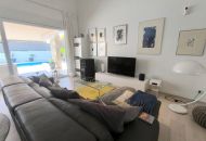 Sale - Villa - Algorfa