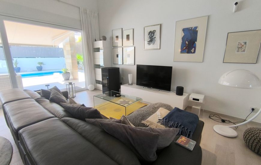 Sale - Villa - Algorfa