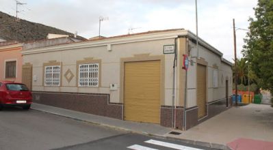 Villa - Sale - Hondón de las Nieves - Hondón de las Nieves