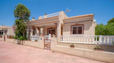 Villa - Venta - Algorfa - Algorfa