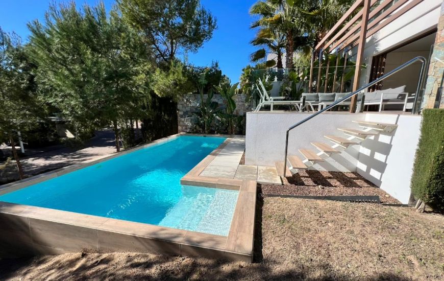 Venta - Villa - Las Colinas