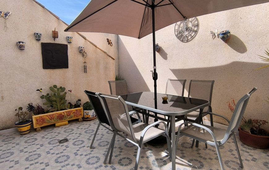 Sale - Half Vrijstaand Huis - Ciudad Quesada