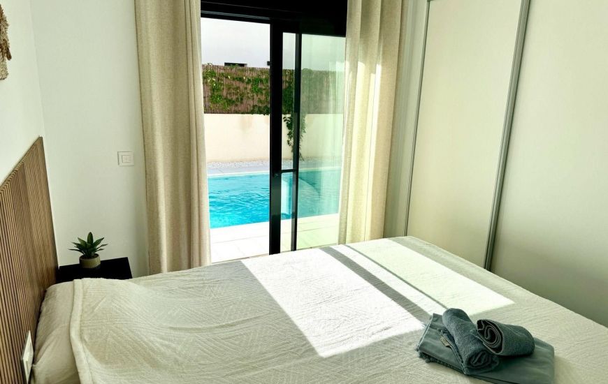 Venta - Villa - Algorfa