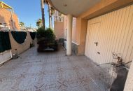 Sale - Villa - Benferri