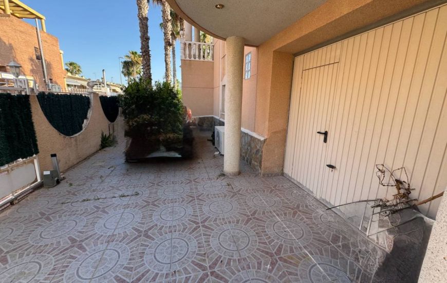 Sale - Villa - Benferri