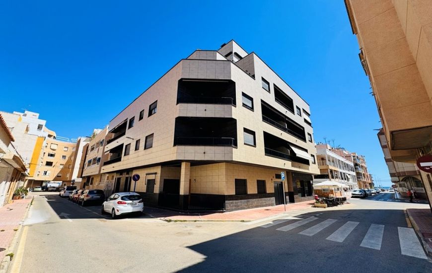 Sale - Apartments - 
