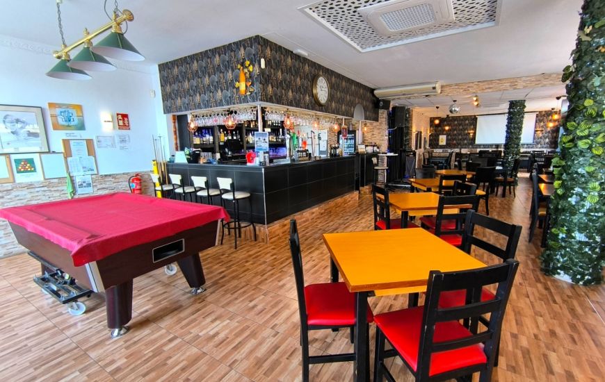 Sale - Commercieel - Villamartin