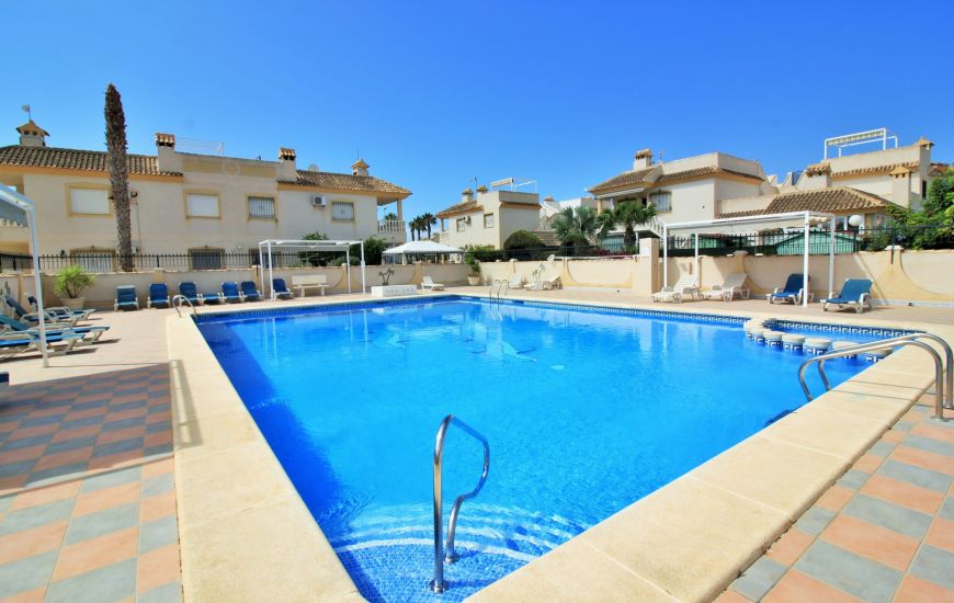 Sale - Apartments - Villamartin
