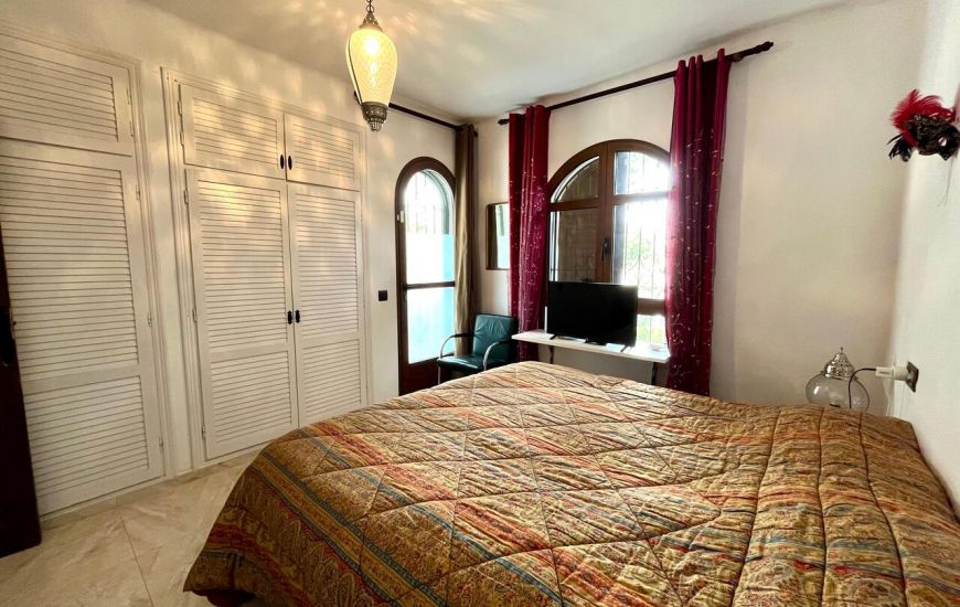 Sale - Villa - Villamartin