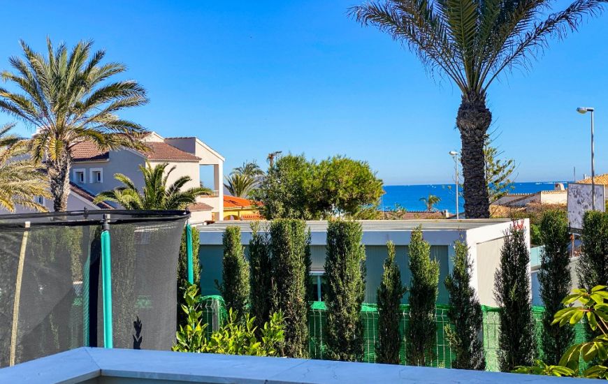 Sale - Villa - La Zenia