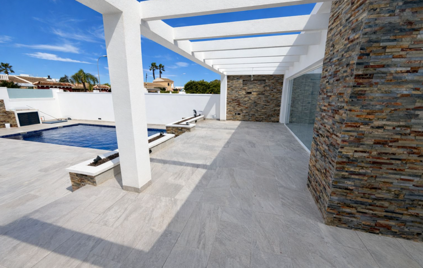 Sale - Villa - Torrevieja