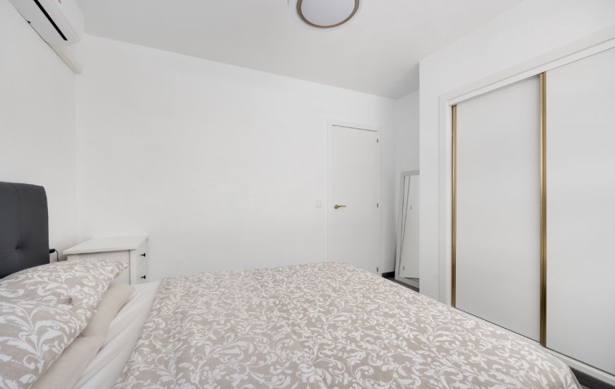 Sale - Apartments - Punta Prima