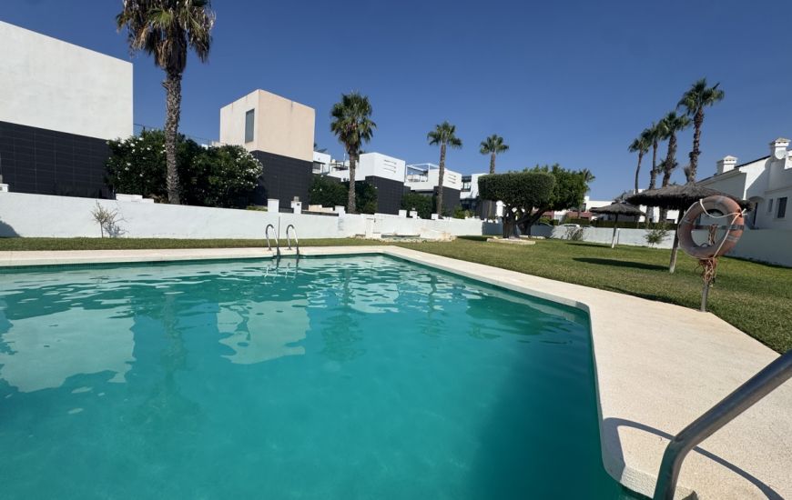 Venta - Villa - Villamartin