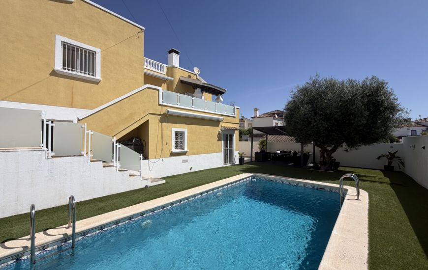 Venta - Villa - Villamartin
